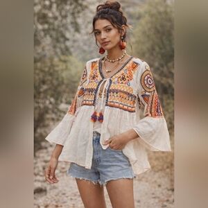 NWT Tolani Mara Embroidered Kimono